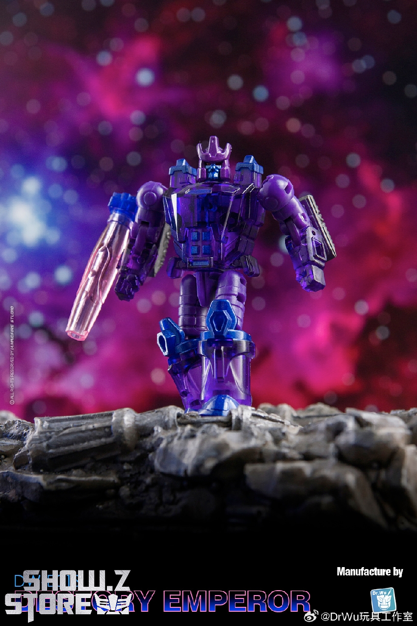 Purple glow silver robot Galvatron detailed mechanical transformation display Purple glow silver robot Galvatron detailed mechanical transformation display