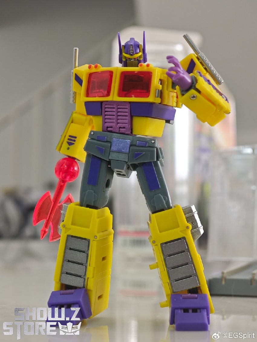 MPH Studio Optimus Prime Toxitron robot holding energon cube MPH Studio Optimus Prime Toxitron robot holding energon cube
