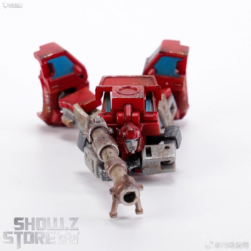 Yellow Bumblebee in action pose displaying detailed mechanical joint articulation Yellow Bumblebee in action pose displaying detailed mechanical joint articulation