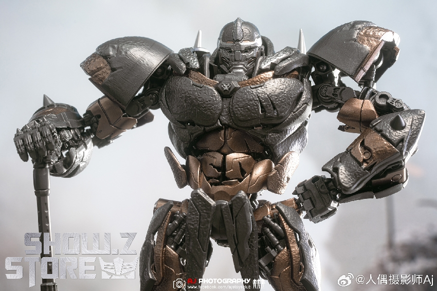 Yolopark Rhinox Transformers Rise of the Beasts white blue robot Yolopark Rhinox Transformers Rise of the Beasts white blue robot