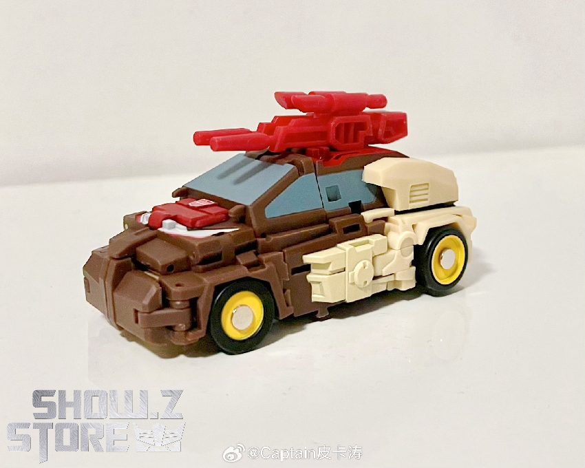 DX9 Mini 02 Michael Murphy Chromedome brown red robot car mode transformation DX9 Mini 02 Michael Murphy Chromedome brown red robot car mode transformation