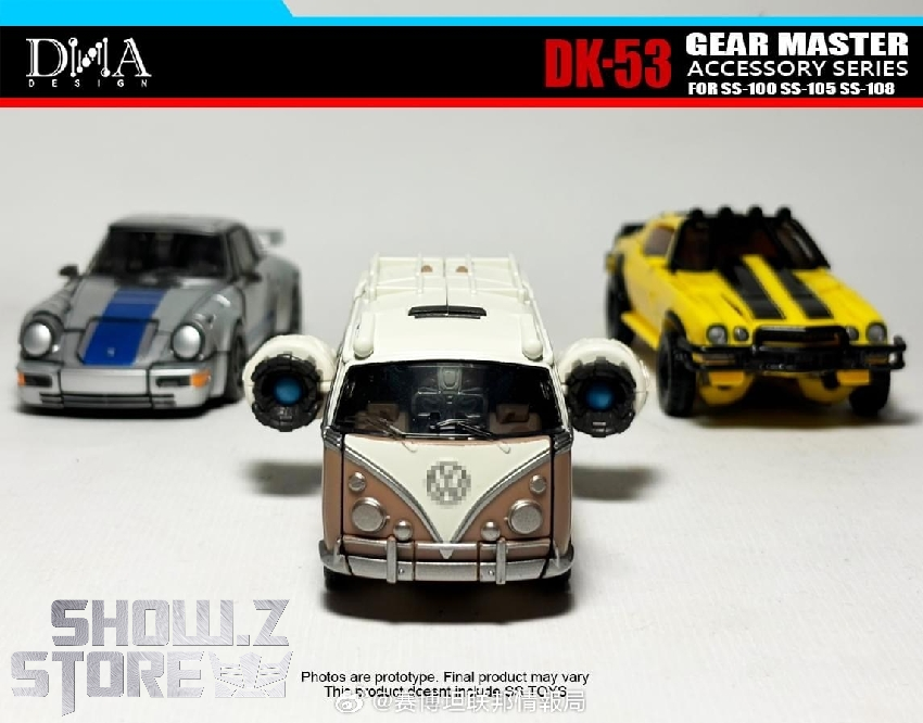 Three colored vehicle modes blue white tan Bumblebee variations accessories Three colored vehicle modes blue white tan Bumblebee variations accessories