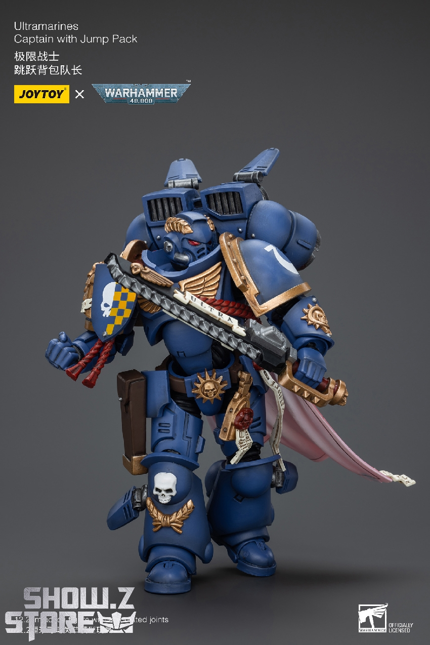 JoyToy Ultramarines Captain with ornate armor details and weapon systems JoyToy Ultramarines Captain with ornate armor details and weapon systems