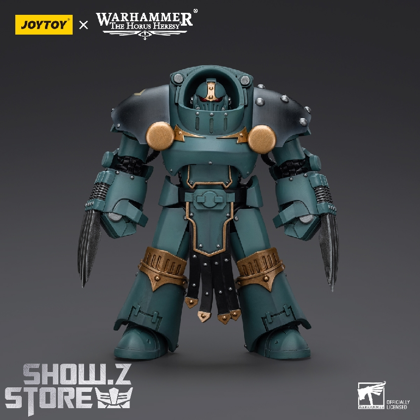 Warhammer 40K Sons of Horus character in detailed 1/18 scale military armor Warhammer 40K Sons of Horus character in detailed 1/18 scale military armor