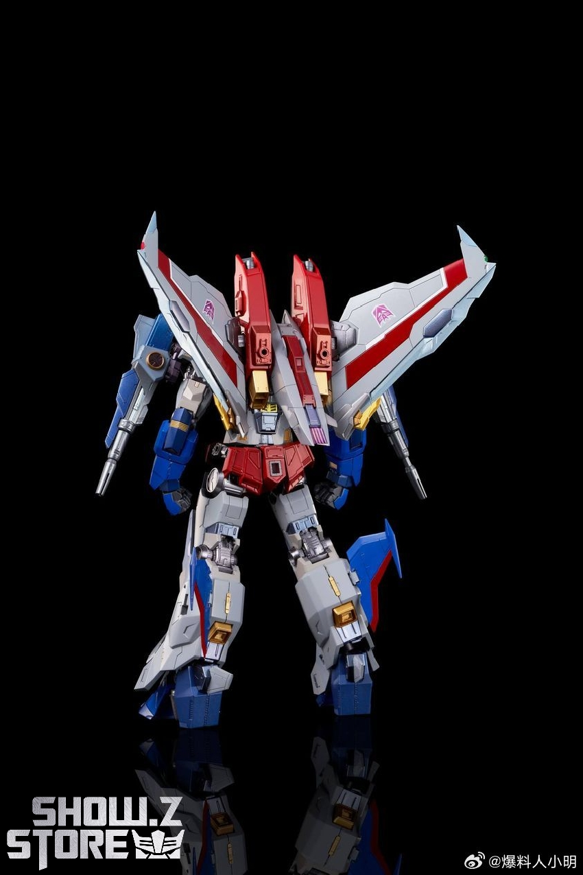 Dynamic action pose of Starscream robot with weapons and mechanical design Dynamic action pose of Starscream robot with weapons and mechanical design