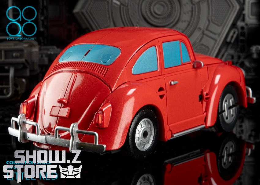 Red and black armored bishoujo robot detailed paint scheme Red and black armored bishoujo robot detailed paint scheme