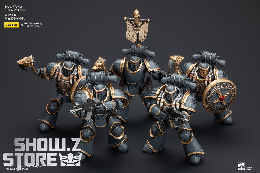 JoyToy Space Wolves terminator with ornate gold armor and combat weapons JoyToy Space Wolves terminator with ornate gold armor and combat weapons