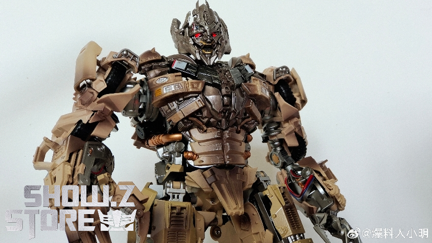 DP-01 Desperado tan Megatron heavily detailed battle damaged form DP-01 Desperado tan Megatron heavily detailed battle damaged form