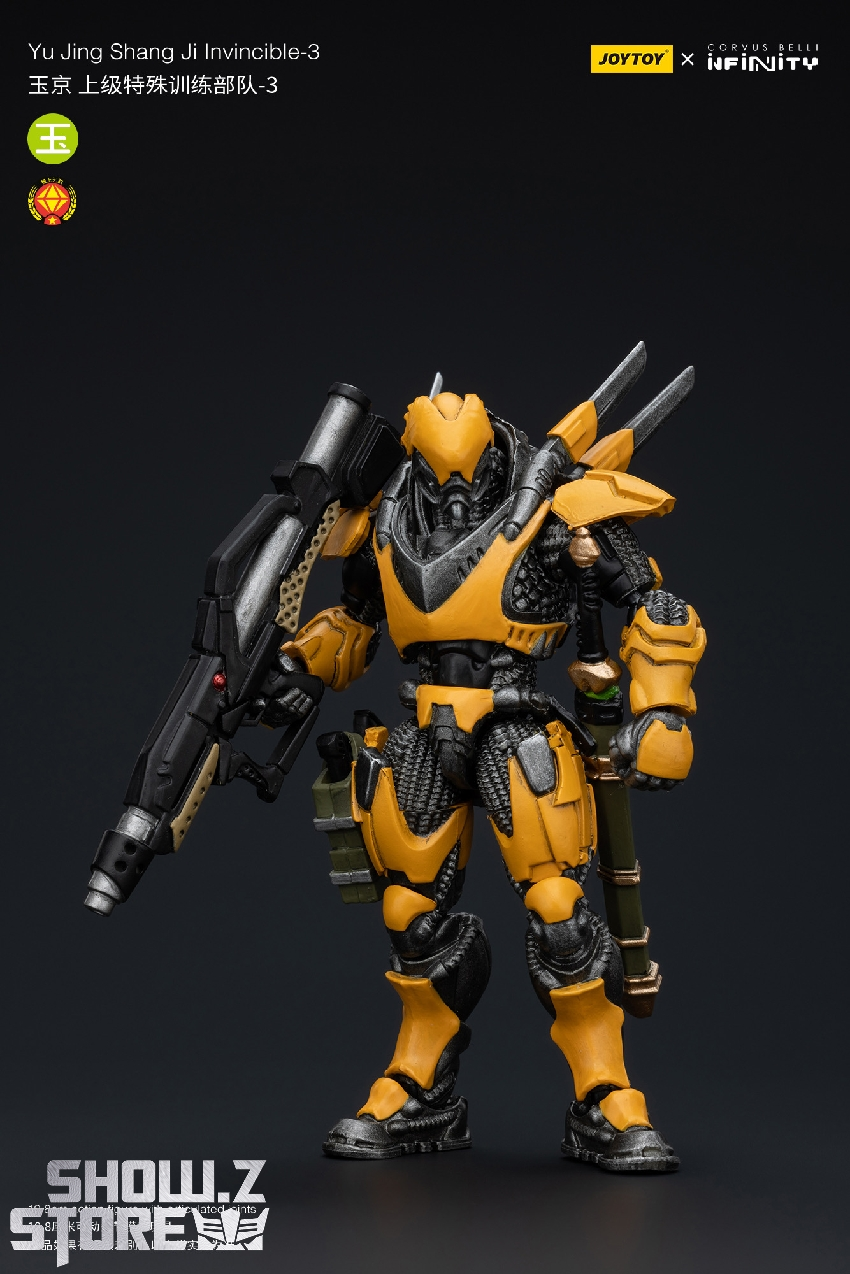JoyToy Infinity Shang Ji collectible with extensive weapon loadout displayed JoyToy Infinity Shang Ji collectible with extensive weapon loadout displayed