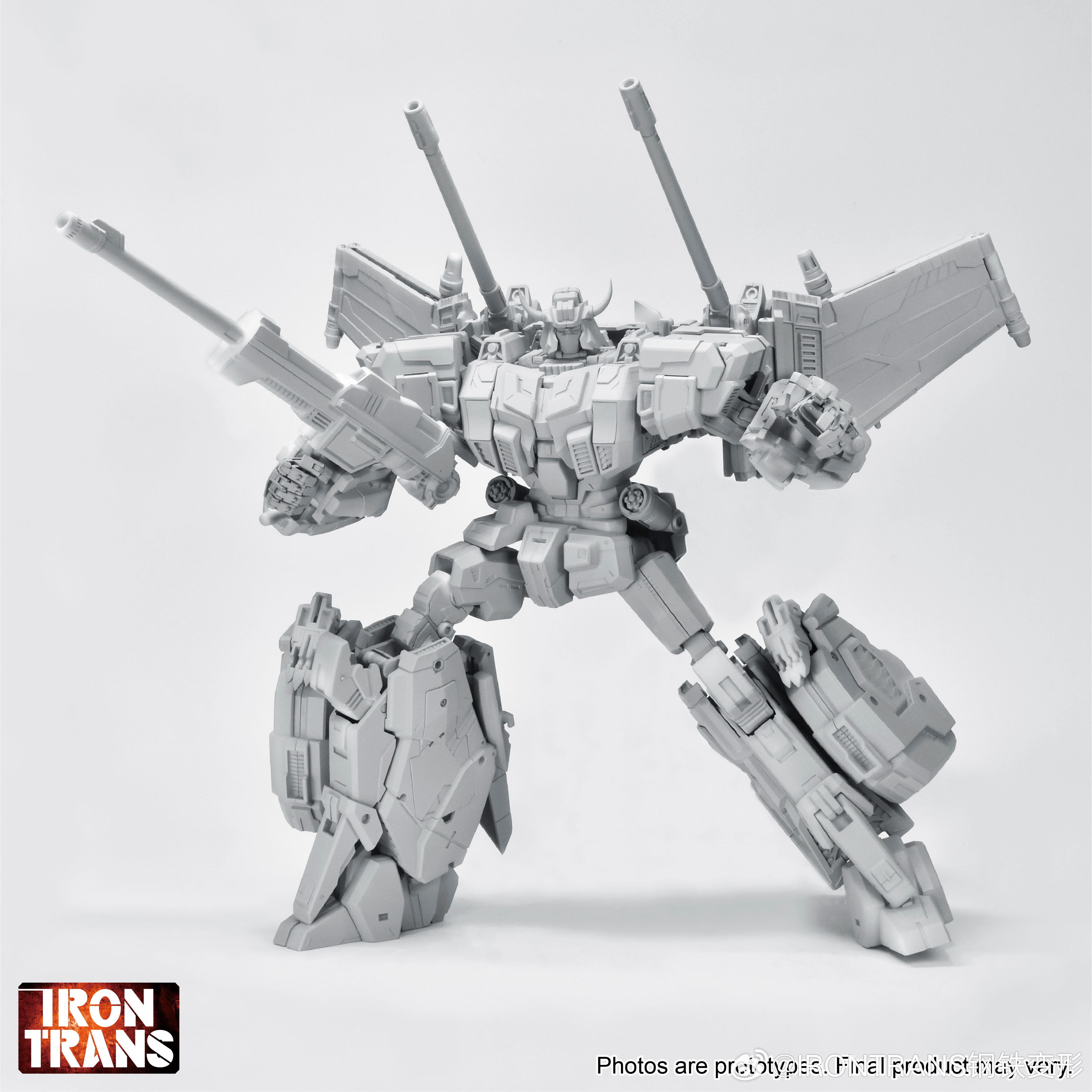 Dynamic posed robot with articulated joints and weapons Dynamic posed robot with articulated joints and weapons