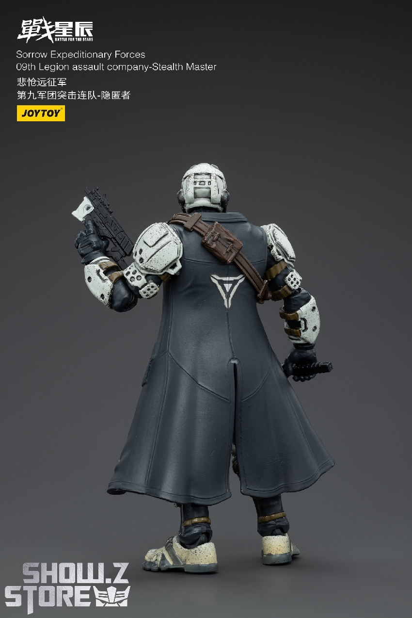 Sorrow character in military outfit with cape holding rifle in combat pose Sorrow character in military outfit with cape holding rifle in combat pose