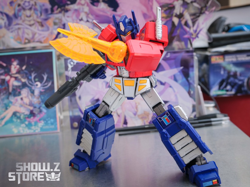 G1 Transformers Optimus Prime collectible action figure detailed paint G1 Transformers Optimus Prime collectible action figure detailed paint