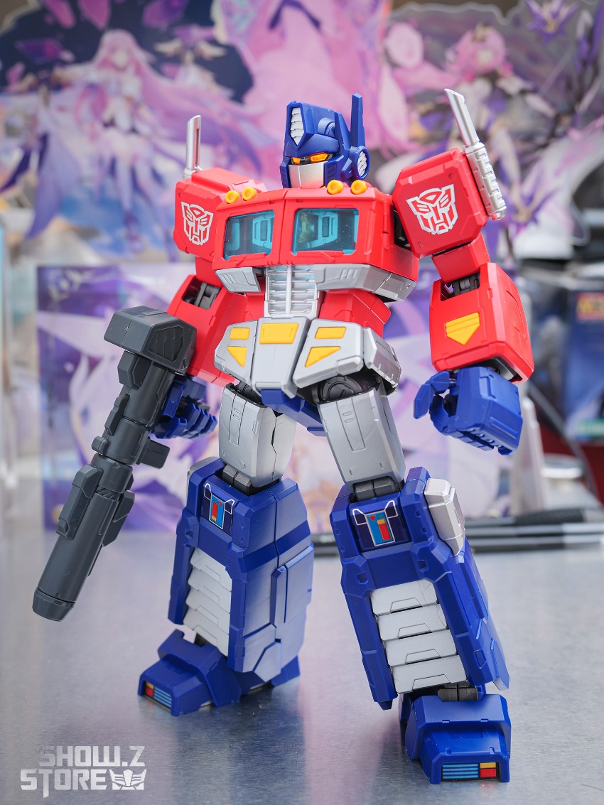Blokees Transformers G1 Optimus Prime action figure in red blue yellow Blokees Transformers G1 Optimus Prime action figure in red blue yellow