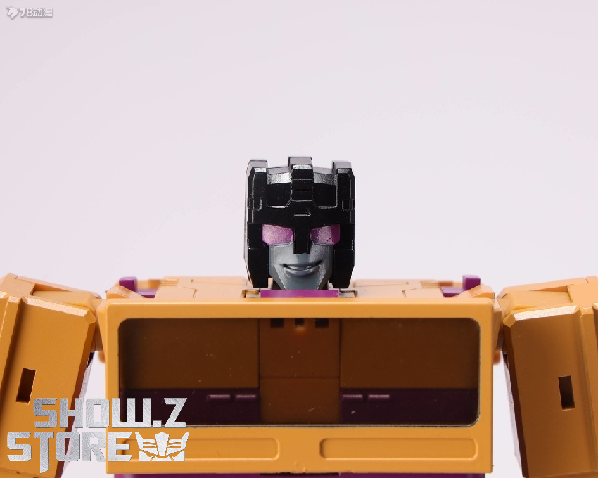 Yellow Swindle robot figure showing transformation and articulation capability Yellow Swindle robot figure showing transformation and articulation capability