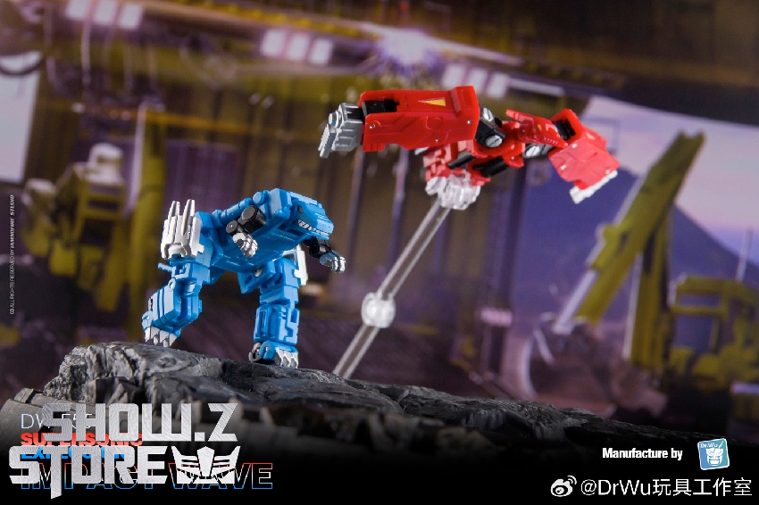 Blue and red transforming robot faction showcased together Blue and red transforming robot faction showcased together