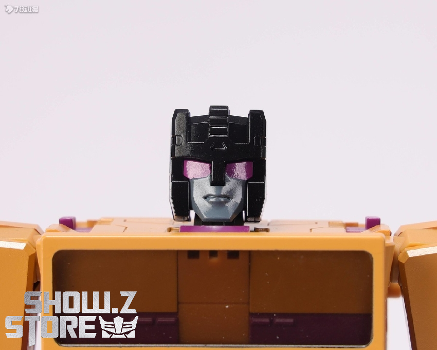 MS-04 Munitioner Swindle transformer robot in vehicle and robot modes MS-04 Munitioner Swindle transformer robot in vehicle and robot modes