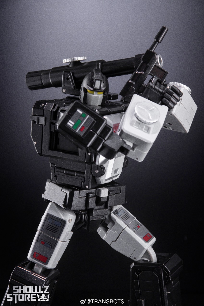XTransbots Perceptor Black Version dynamic battle stance display XTransbots Perceptor Black Version dynamic battle stance display