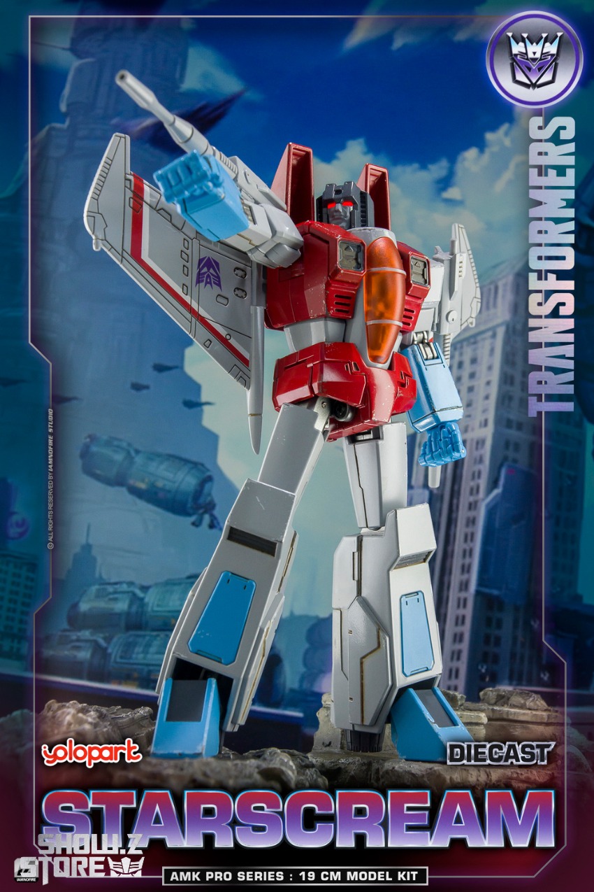 Starscream robot head with seeker fighter jet design details Starscream robot head with seeker fighter jet design details