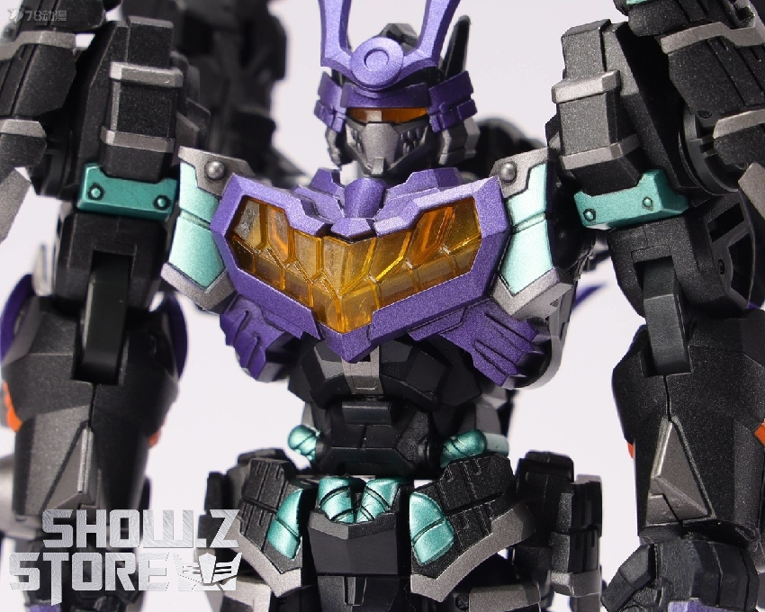 Grimlock robot with weapons and complete accessories Grimlock robot with weapons and complete accessories