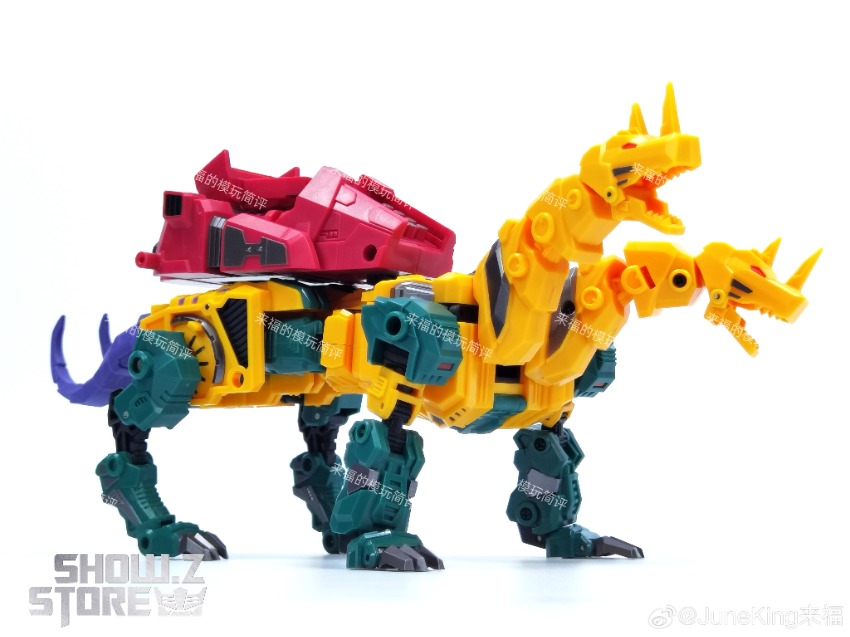 Standing beast combiner form displaying full mechanical transformation Standing beast combiner form displaying full mechanical transformation