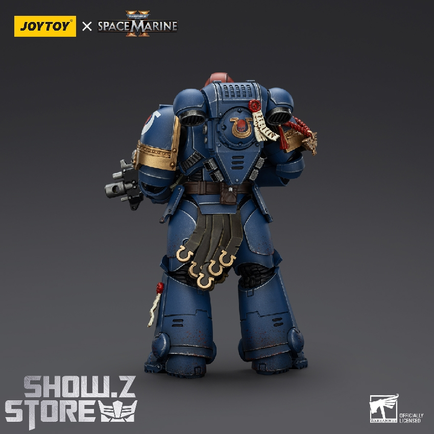 Blue Ultramarine sergeant holding heavy weapon detailed gold armor Blue Ultramarine sergeant holding heavy weapon detailed gold armor