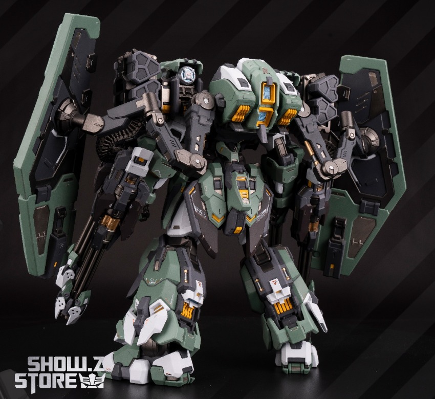 Moshow MCT-AP07 Progenitor Effect Overlord with green armor and detailed accessories Moshow MCT-AP07 Progenitor Effect Overlord with green armor and detailed accessories