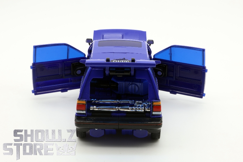 4th Party Masterpiece Skids robot displaying vehicle articulation panel engineering 4th Party Masterpiece Skids robot displaying vehicle articulation panel engineering