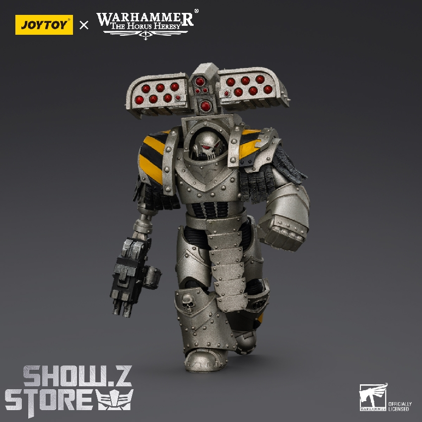 Warhammer 40K Imperial Fists figure bone colored armor detailed tactical weapon Warhammer 40K Imperial Fists figure bone colored armor detailed tactical weapon
