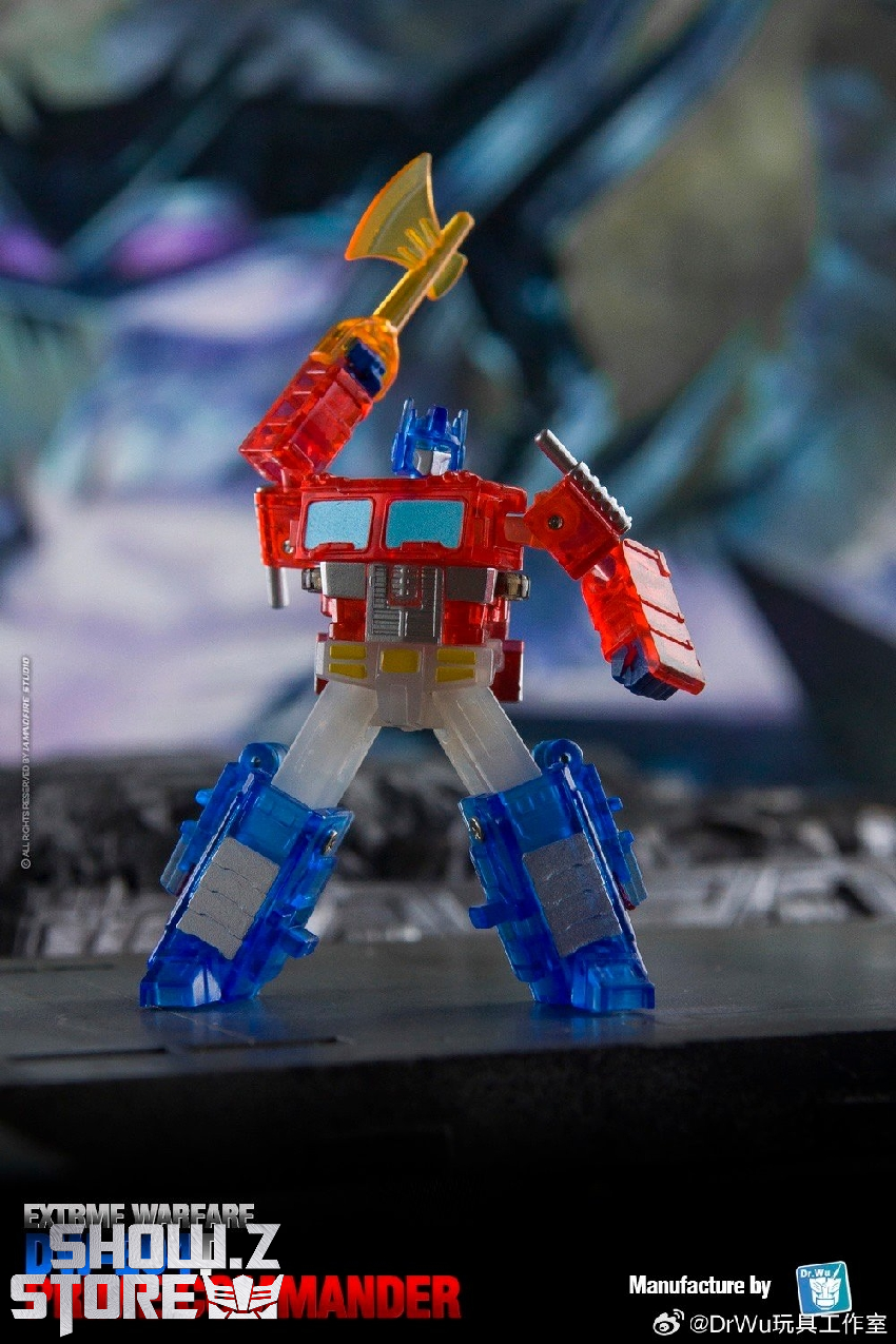 Red blue white commander robot toy detailed mechanical structure Red blue white commander robot toy detailed mechanical structure