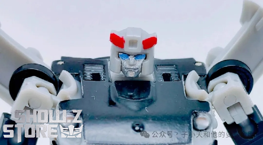 Transformers Bluestreak complete robot figure standing position detailed joints Transformers Bluestreak complete robot figure standing position detailed joints