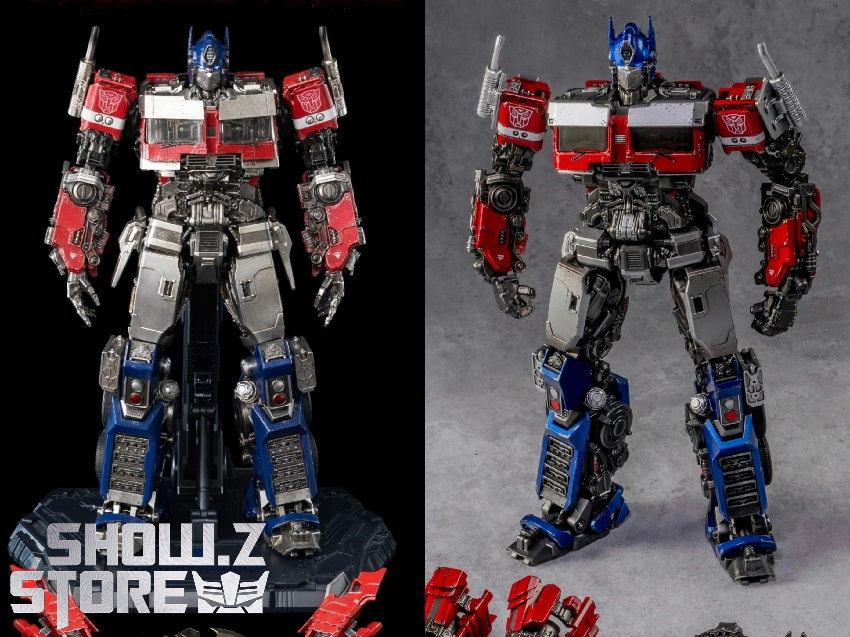 Comparison showing both robot and alternate form transformation options Comparison showing both robot and alternate form transformation options