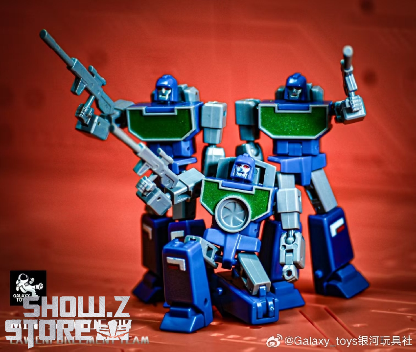 Reflector robot colorful paint scheme compact design Reflector robot colorful paint scheme compact design