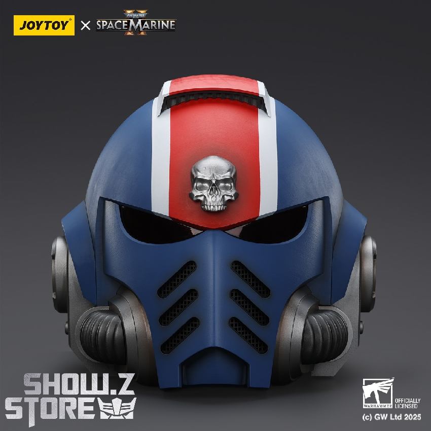 JoyToy Warhammer 40K Ultramarines Lieutenant helmet front view red JoyToy Warhammer 40K Ultramarines Lieutenant helmet front view red