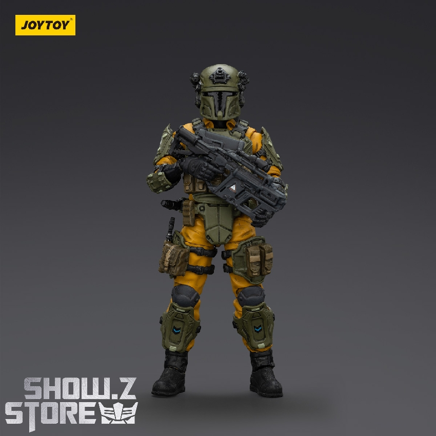 JoyToy Firesulfur character front view holding rifle JoyToy Firesulfur character front view holding rifle