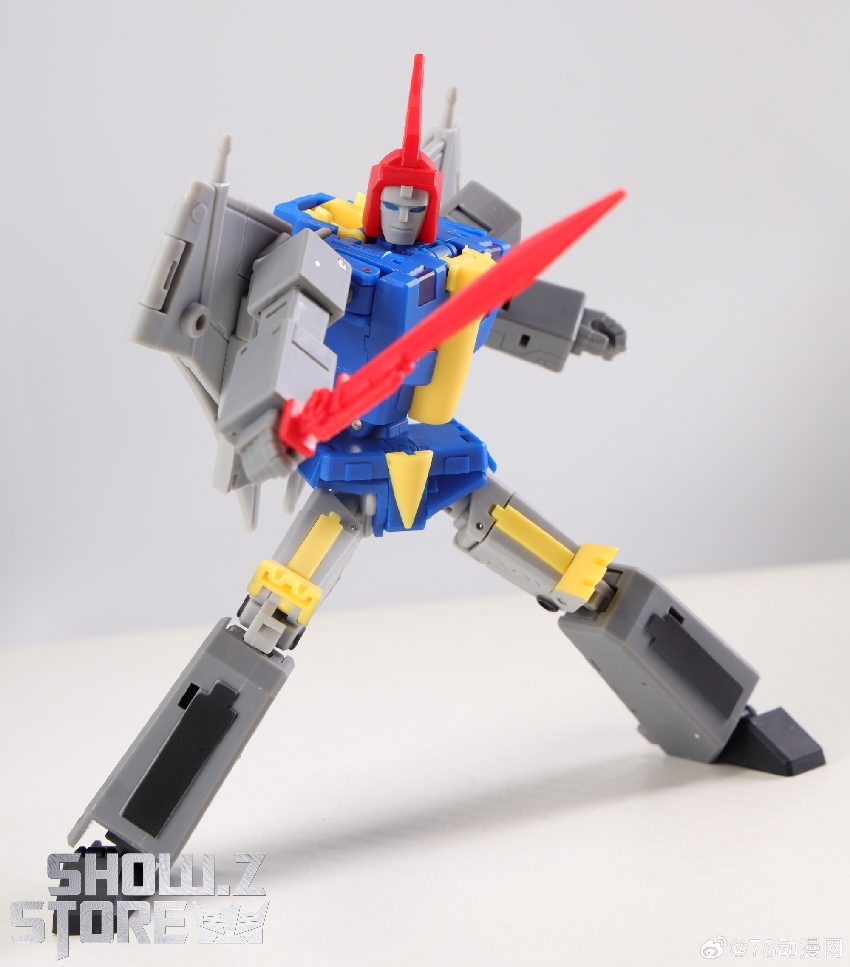 Magic Square MS-B60 Pterosaur Swoop blue yellow robot figure display Magic Square MS-B60 Pterosaur Swoop blue yellow robot figure display