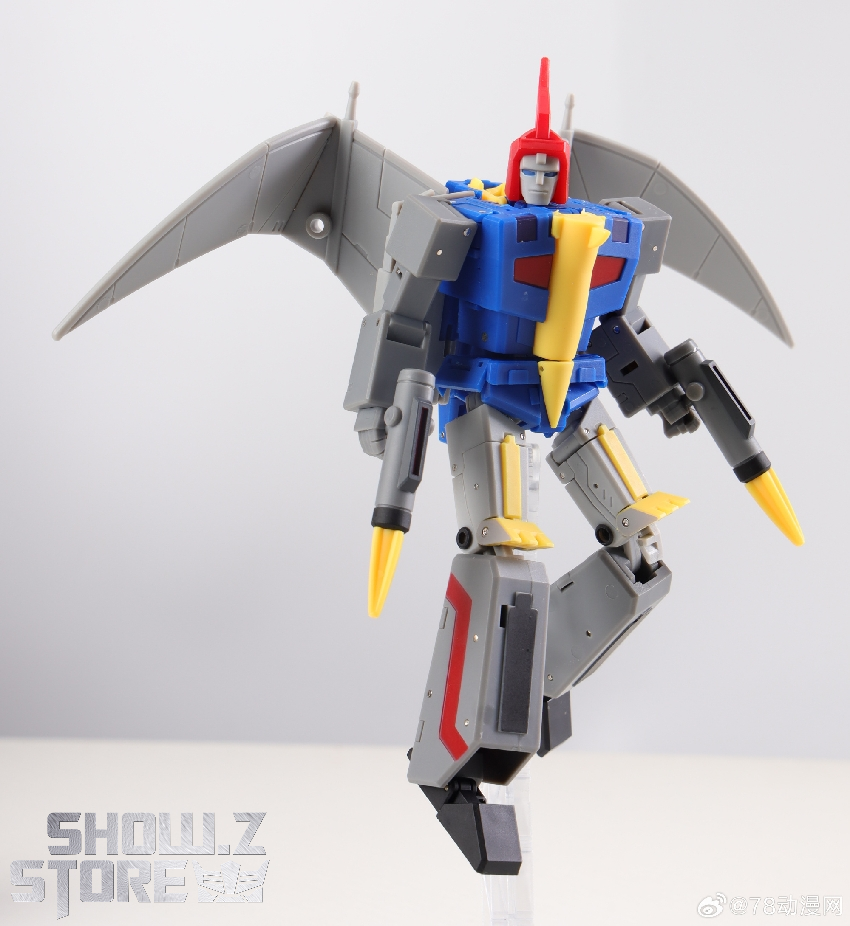 Blue yellow Pterosaur Swoop robot pterodactyl vehicle mode transformation Blue yellow Pterosaur Swoop robot pterodactyl vehicle mode transformation
