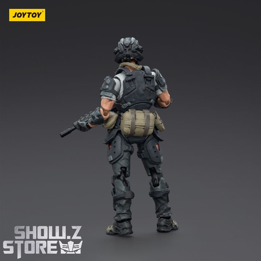 Liam UNSC soldier back view in combat gear Liam UNSC soldier back view in combat gear