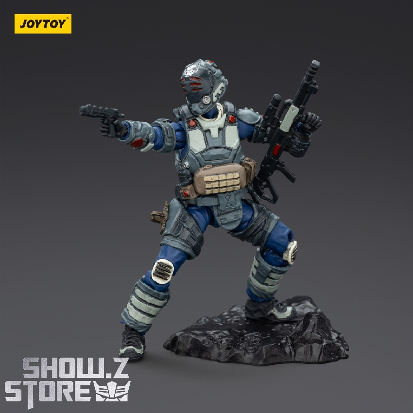 Benjamin UNSC breacher specialist action stance Benjamin UNSC breacher specialist action stance