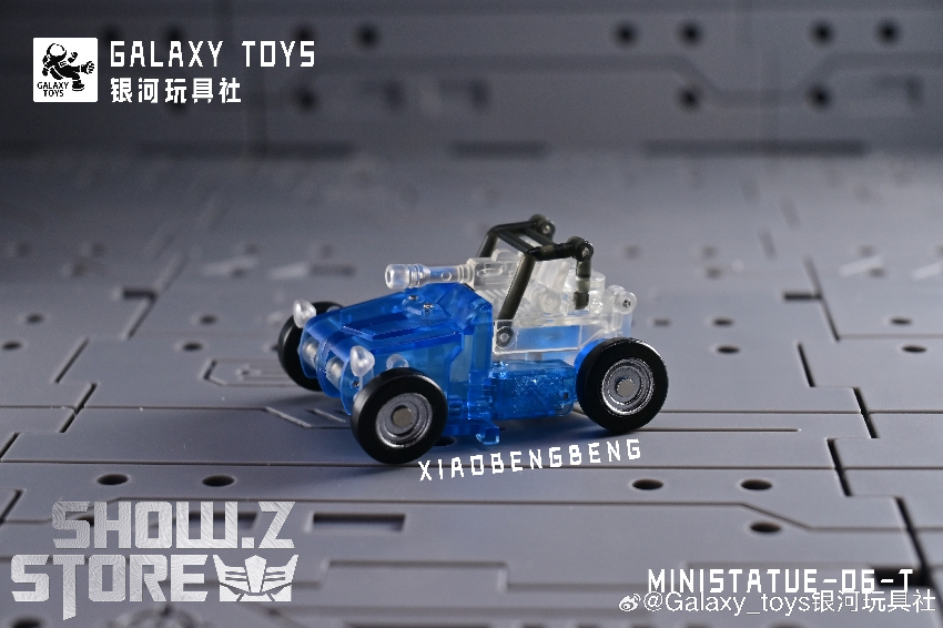 Galaxy Toys MINI-06T XiaoBengBeng blue robot vehicle mode Galaxy Toys MINI-06T XiaoBengBeng blue robot vehicle mode