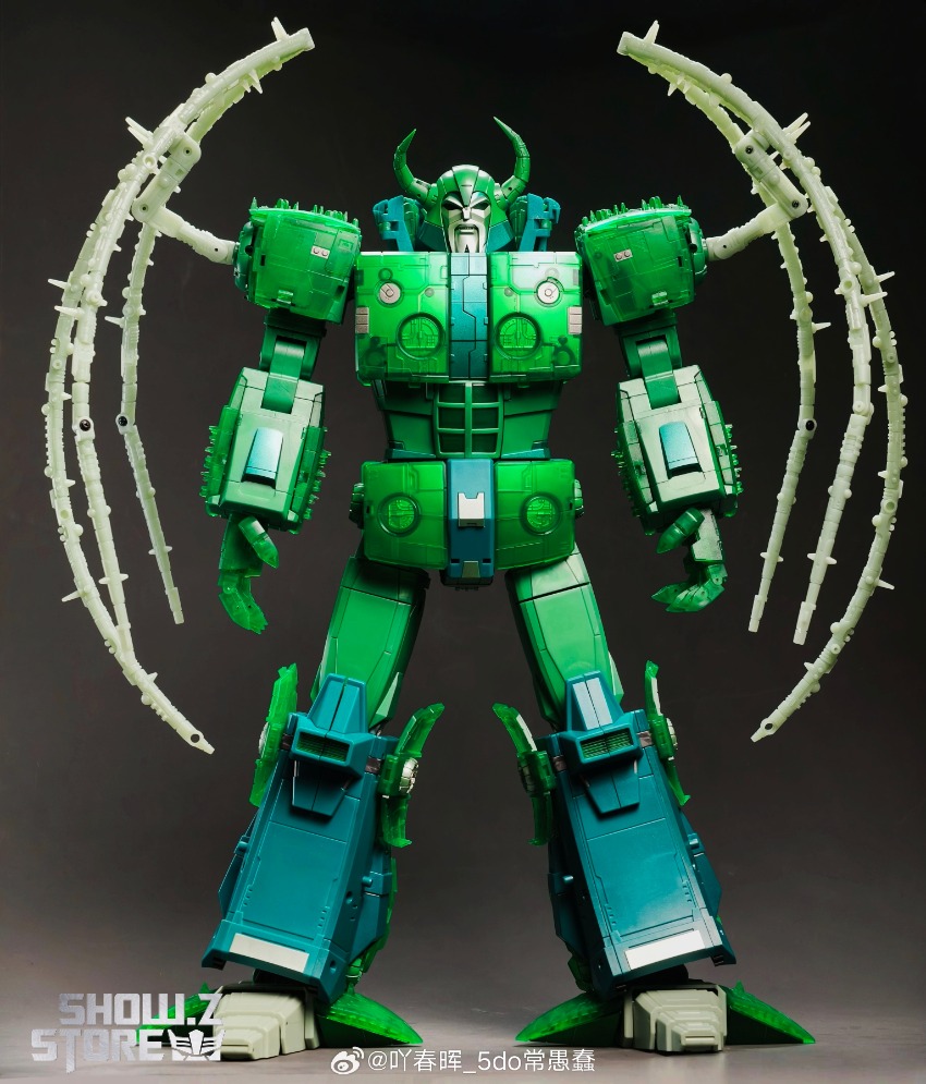 Unicron Bacteria Cell full body display Unicron Bacteria Cell full body display