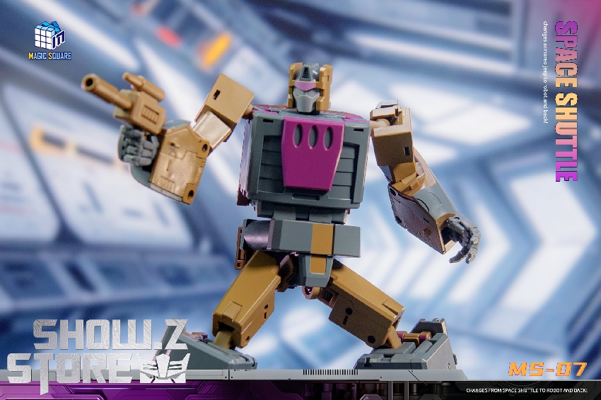 Tan robot with purple details in helicopter form Tan robot with purple details in helicopter form