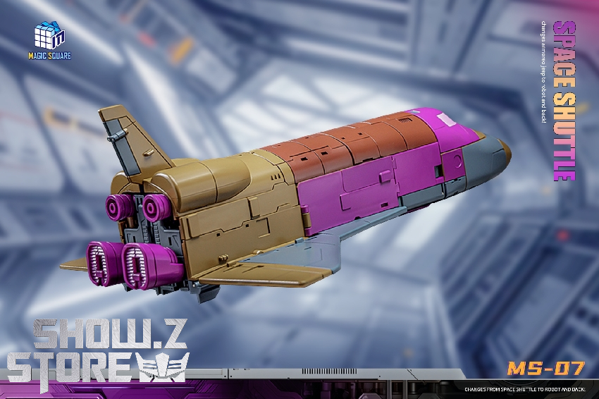 Space Shuttle Blastoff robot in aircraft mode Space Shuttle Blastoff robot in aircraft mode