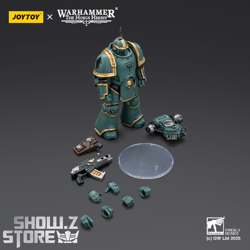 JoyToy Warhammer Sons of Horus legionary with accessories and display base JoyToy Warhammer Sons of Horus legionary with accessories and display base