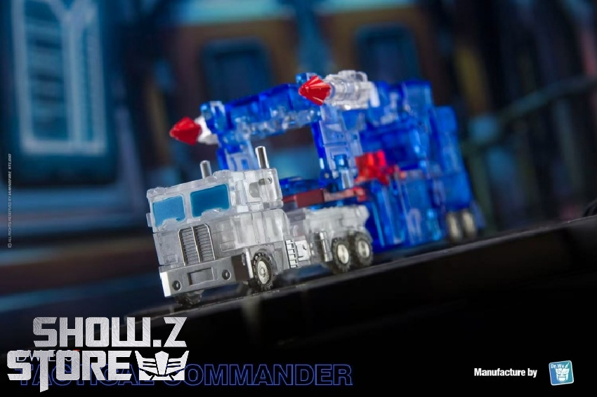 Dr.Wu DW-E23T Tactical Commander Ultra Magnus transparent version Dr.Wu DW-E23T Tactical Commander Ultra Magnus transparent version