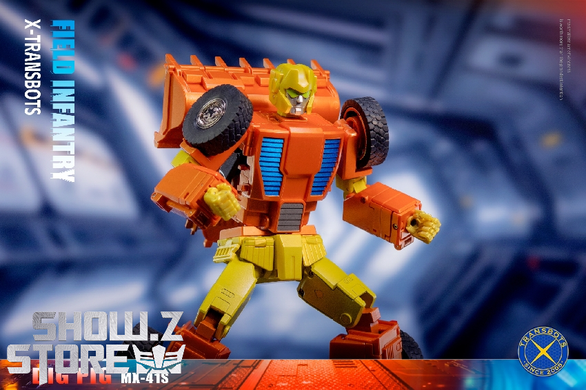 XTransbots Dig-Pig Scoop robot orange yellow with accessories XTransbots Dig-Pig Scoop robot orange yellow with accessories