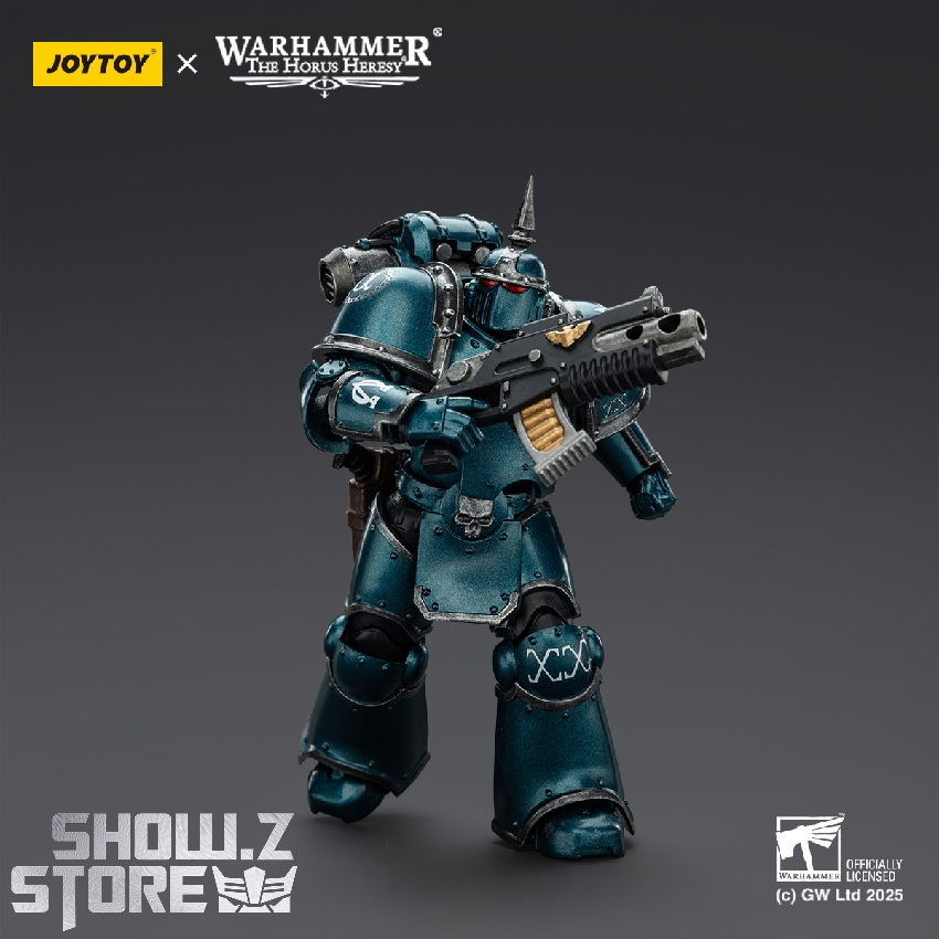 JoyToy Warhammer Alpha Legion teal legionary side view with weapon gun JoyToy Warhammer Alpha Legion teal legionary side view with weapon gun