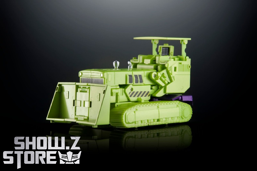 XTransbots Razor Bonecrusher youth edition in full vehicle mode XTransbots Razor Bonecrusher youth edition in full vehicle mode