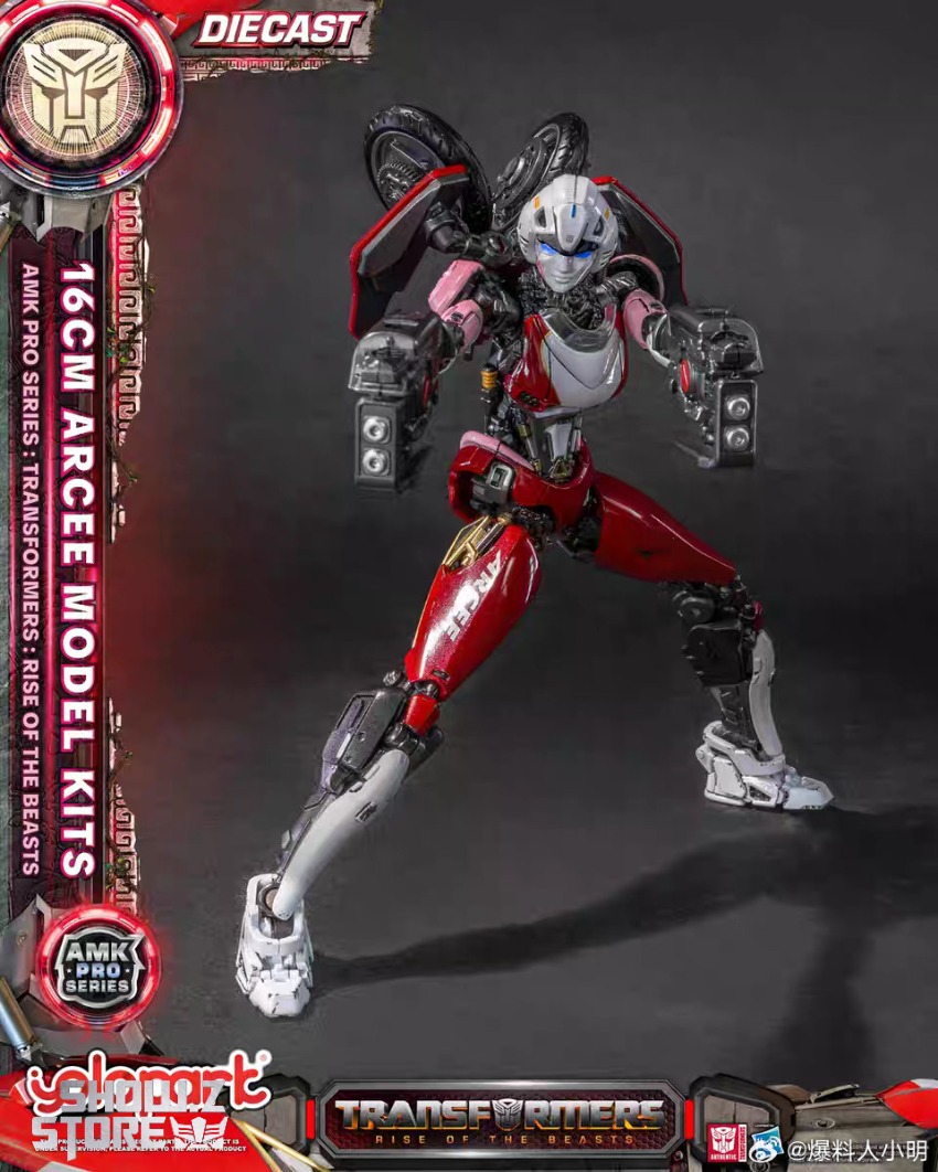 Arcee with articulated limbs and dual weapons Arcee with articulated limbs and dual weapons