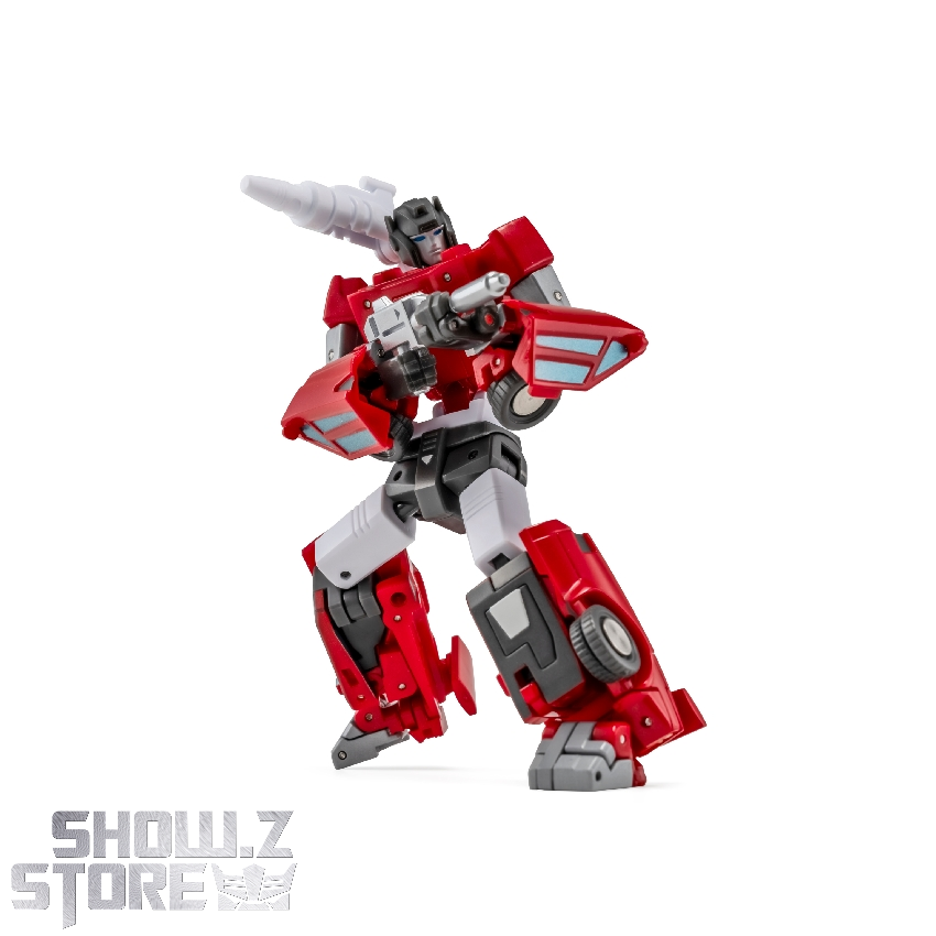Newage H71 Dick red blue robot figure combat ready stance position Newage H71 Dick red blue robot figure combat ready stance position