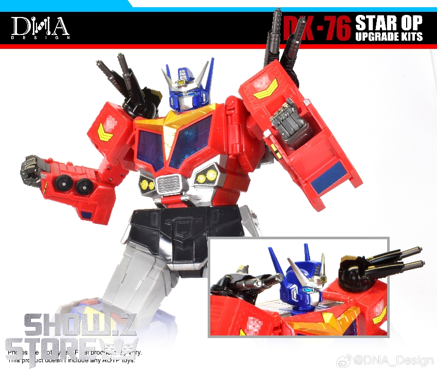 Complete DK-76 Star OP robot warrior in red and blue colors Complete DK-76 Star OP robot warrior in red and blue colors